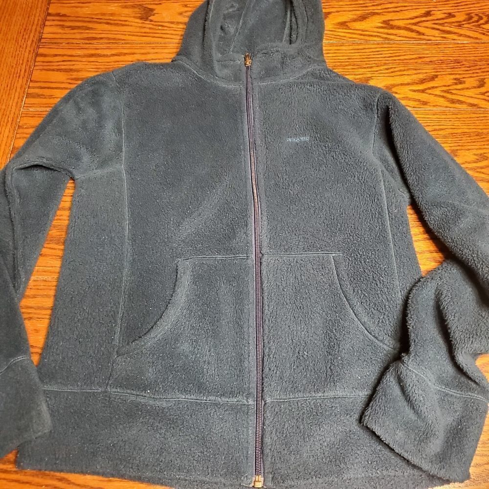Patagonia regulator green Fleece jacket size Mediu